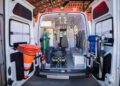 prefeita-debora-regis-entrega-nova-ambulancia-para-a-base-do-samu