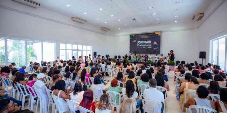 semed-e-asprolf-realizam-encerramento-da-jornada-pedagogica-2025