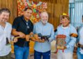 lula-recebe-indigenas-do-xingu-e-promete-visita-ao-territorio