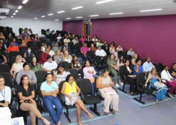 profissionais-de-saude-participam-de-capacitacao-sobre-manejo-clinico-da-tuberculose