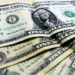 dolar-fecha-ultimo-pregao-a-r$-5,73,-em-meio-a-noticia-sobre-novo-coronavirus