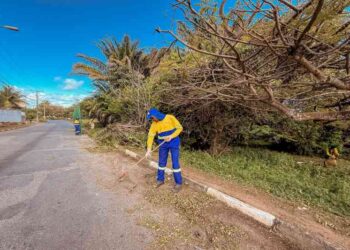 prefeitura-executa-servicos-de-manutencao-em-bairros-da-cidade