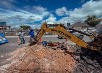 prefeitura-realiza-manutencao-no-sistema-de-drenagem-em-buraquinho