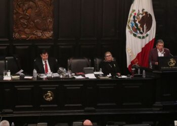 mexico-avanca-com-reforma-que-reestatiza-petroleo-e-energia-eletrica