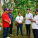 amapa:-waldez-goes-visita-produtores-de-acai-e-destaca-importancia-do-microcredito