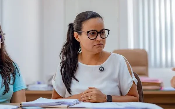 Débora Régis firma acordo para parcelar R$ 48 milhões em dívidas previdenciárias deixadas pela gestão anterior