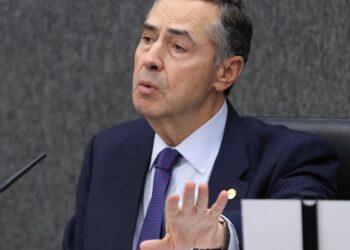 barroso-nega-impedimento-de-moraes,-zanin-e-dino-para-julgar-bolsonaro