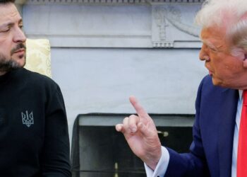 trump-repreende-zelensky:-“voce-esta-sendo-desrespeitoso-com-os-eua”