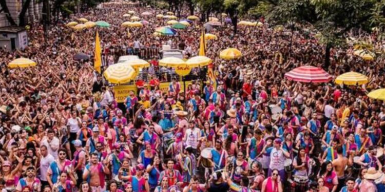carnaval:-turismo-deve-ter-aumento-de-20%-nas-vendas-em-2025,-projetam-operadoras