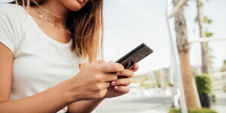 aumento-da-pena-para-furto-de-celular-em-analise-no-senado