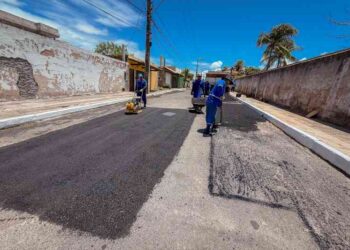 rua-dra-ligia-dantas-e-contemplada-com-servico-de-tapa-buraco