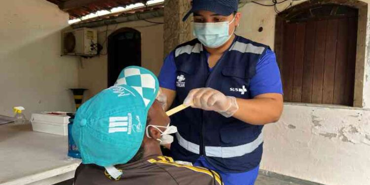 consultorio-na-rua-leva-servicos-de-saude-e-promocao-social-a-populacao