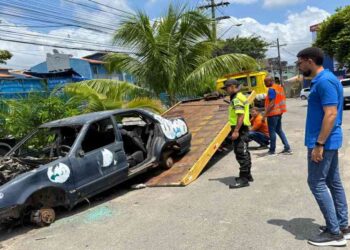 prefeitura-inicia-acao-de-remocao-de-veiculos-abandonados