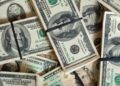 dolar-fecha-com-leve-queda-de-0,11%