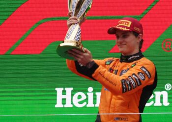 formula-1:-piastri-vence-gp-da-china;-bortoleto-termina-em-14o