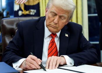 trump-anuncia-tarifa-contra-paises-que-comprarem-petroleo-da-venezuela