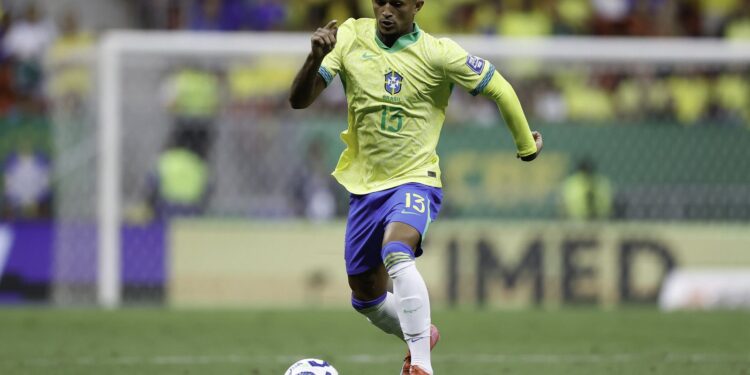 selecao-comeca-duelo-contra-argentina-com-wesley-e-matheus-cunha