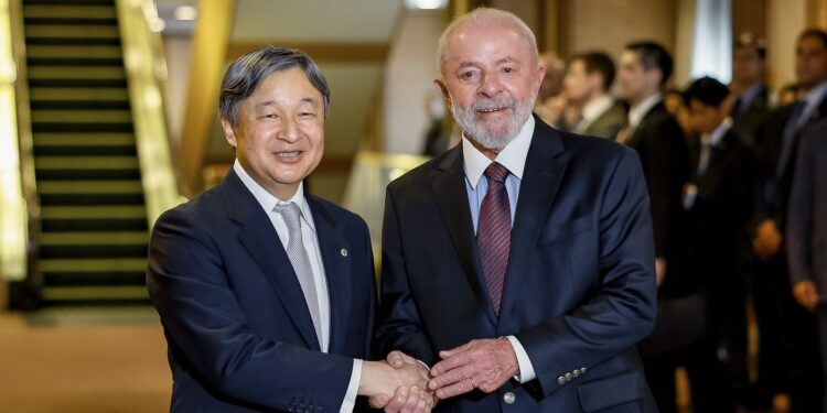 “nao-adianta-pedir-anistia-antes-do-julgamento”,-diz-lula-no-japao