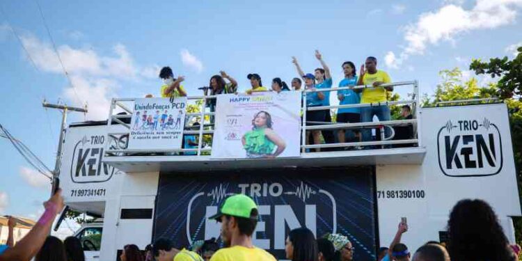 caminhada-happy-down-enche-lauro-de-freitas-de-alegria-e-inclusao