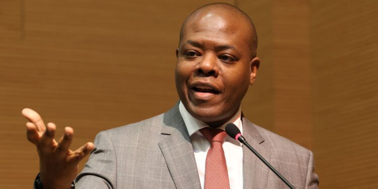 carmen-lucia-da-15-dias-para-silvio-almeida-explicar-acusacao-a-me-too