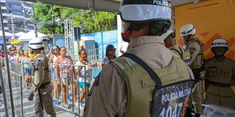 Homicida e traficante são presos tentando acessar circuitos do Carnaval de Salvador