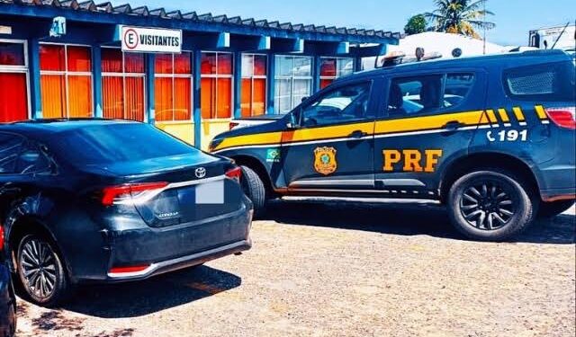 Homem troca terreno na praia por Corolla blindado e acaba preso pela PRF em Simões Filho