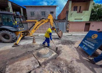 novas-tampas-de-rede-de-drenagem-sao-instaladas-em-itinga