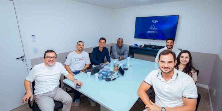 prefeitura-inicia-dialogo-com-esporte-clube-bahia-para-firmar-parceria