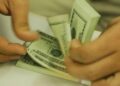 dolar-encerrou-ultimo-pregao-em-alta-de-3,68%