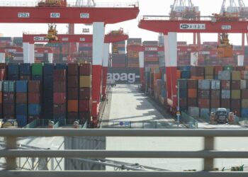 eua-vao-taxar-produtos-da-china-em-104%-a-partir-desta-quarta