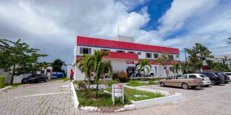 prefeita-debora-realiza-visita-tecnica-ao-novo-espaco-que-abrigara-o-pa-nelson-barros