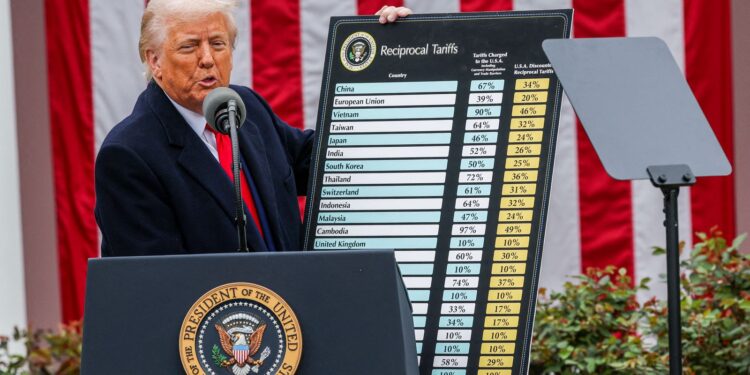 trump-eleva-taxacao-da-china-para-125%-e-reduz-de-75-paises-para-10%