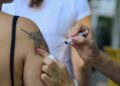 cidade-do-rio-estende-vacina-contra-dengue-para-jovens-de-19-e-20-anos