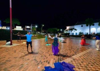 mais-de-200-artistas-se-preparam-para-apresentar-a-paixao-de-cristo-da-bahia,-em-lauro-de-freitas