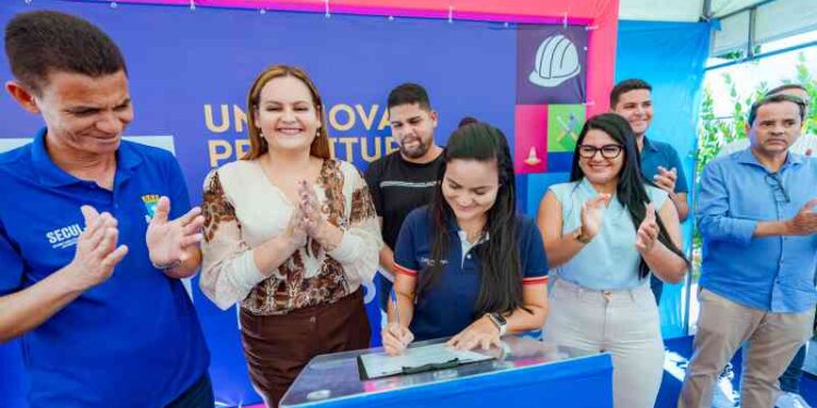 prefeita-assina-ordem-de-servico-para-requalificacao-do-hospital-jorge-novis
