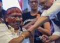 padilha-vacina-lideres-indigenas-durante-acampamento-em-brasilia