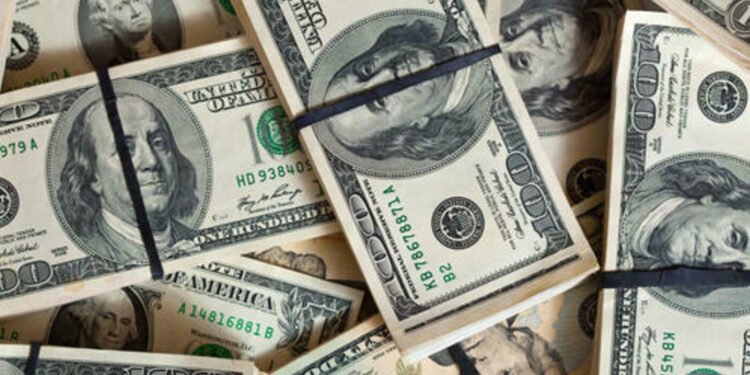 dolar-encerra-ultimo-pregao-a-r$-5,89,-em-alta-de-0,67%