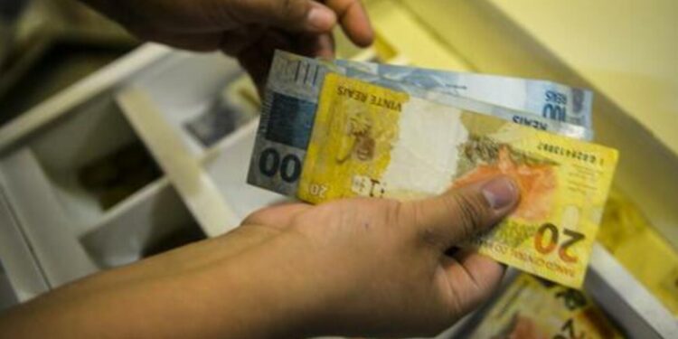 ‘dinheiro-esquecido’-em-bancos-soma-r$-9,024-bi;-nao-ha-prazo-para-saque,-diz-fazenda