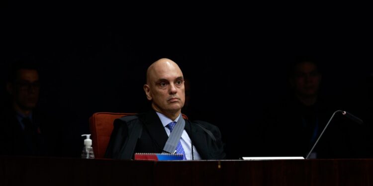 moraes-se-manifesta-contra-anistia-a-condenados-por-atos-golpistas