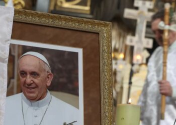 papa-francisco:-velorio-aberto-comeca-amanha,-funeral-sera-no-sabado