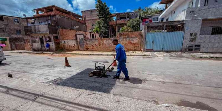 acoes-da-operacao-buraco-zero-sao-intensificadas-em-bairros-de-lauro-de-freitas
