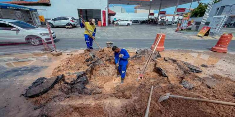 ipitanga-e-pitangueiras-recebem-servicos-de-manutencao-de-drenagem