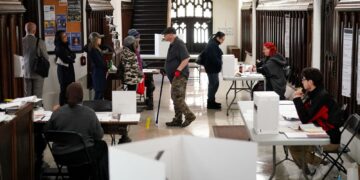 canadenses-vao-as-urnas-em-eleicao-dominada-por-preocupacoes-com-trump