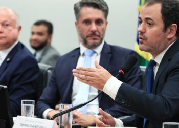 ccj-da-camara-nega-recurso-contra-cassacao-do-mandato-de-glauber-braga