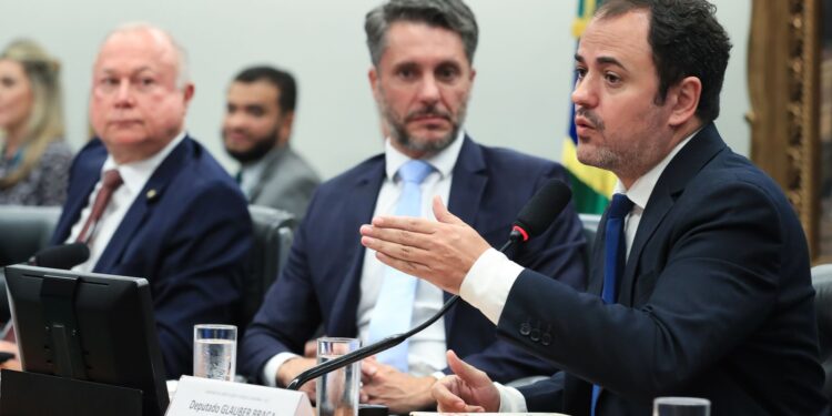 ccj-da-camara-nega-recurso-contra-cassacao-do-mandato-de-glauber-braga