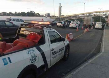 semob-intensifica-acoes-de-seguranca-no-transito-durante-feriado-que-antecede-final-de-semana