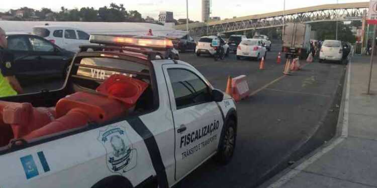 semob-intensifica-acoes-de-seguranca-no-transito-durante-feriado-que-antecede-final-de-semana