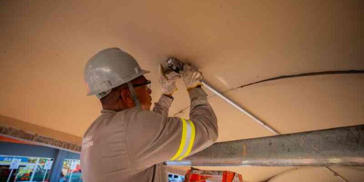 passarelas-da-estrada-do-coco-sao-contempladas-com-o-programa-banho-de-luz