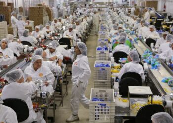 1o-de-maio:-pec-do-fim-da-escala-6×1-continua-fora-da-pauta-da-camara