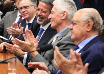 camara-instala-comissao-sobre-isencao-do-imposto-de-renda-ate-r$-5-mil